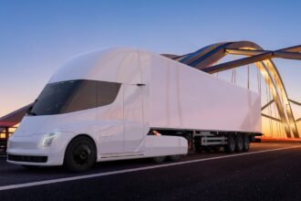 500 Tesla semi trucks to be deployed by autonomous trucking company