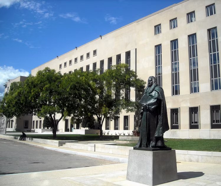 Democrat majority judges to decide FMCSA's non-domiciled CDL ban