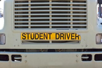 USDOT shuts down 110 CDL schools for English proficiency violations