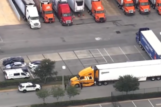 Driver shot and choked warehouse employee after arriving at receiver hours late