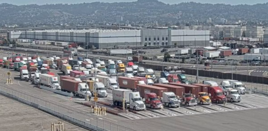 Port scheduling outage 'resolved,' but fleets could face fees