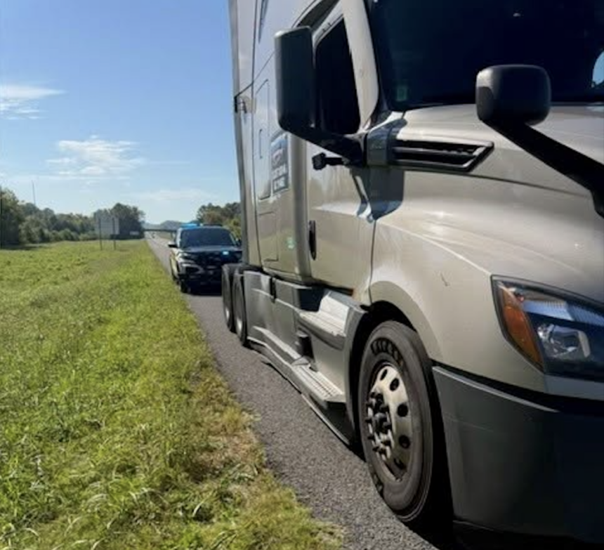 Semi truck that bypassed weigh station out-of-service after Tennessee trooper finds 'severely cracked wheel' on steering axle