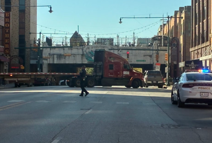Indianapolis police urge truckers to plan their routes and stop wasting officers’ time